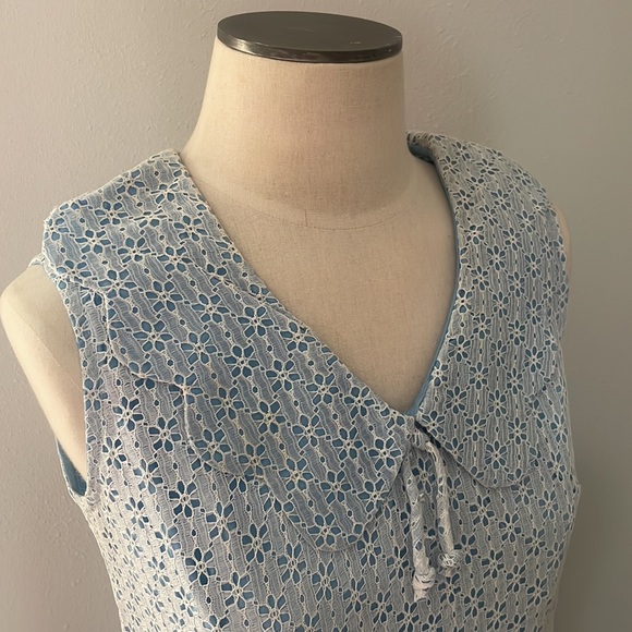 Vintage 1960s Light Blue & White Floral Lace Overlay Scalloped Tank Top & Skirt - Picture 7 of 16